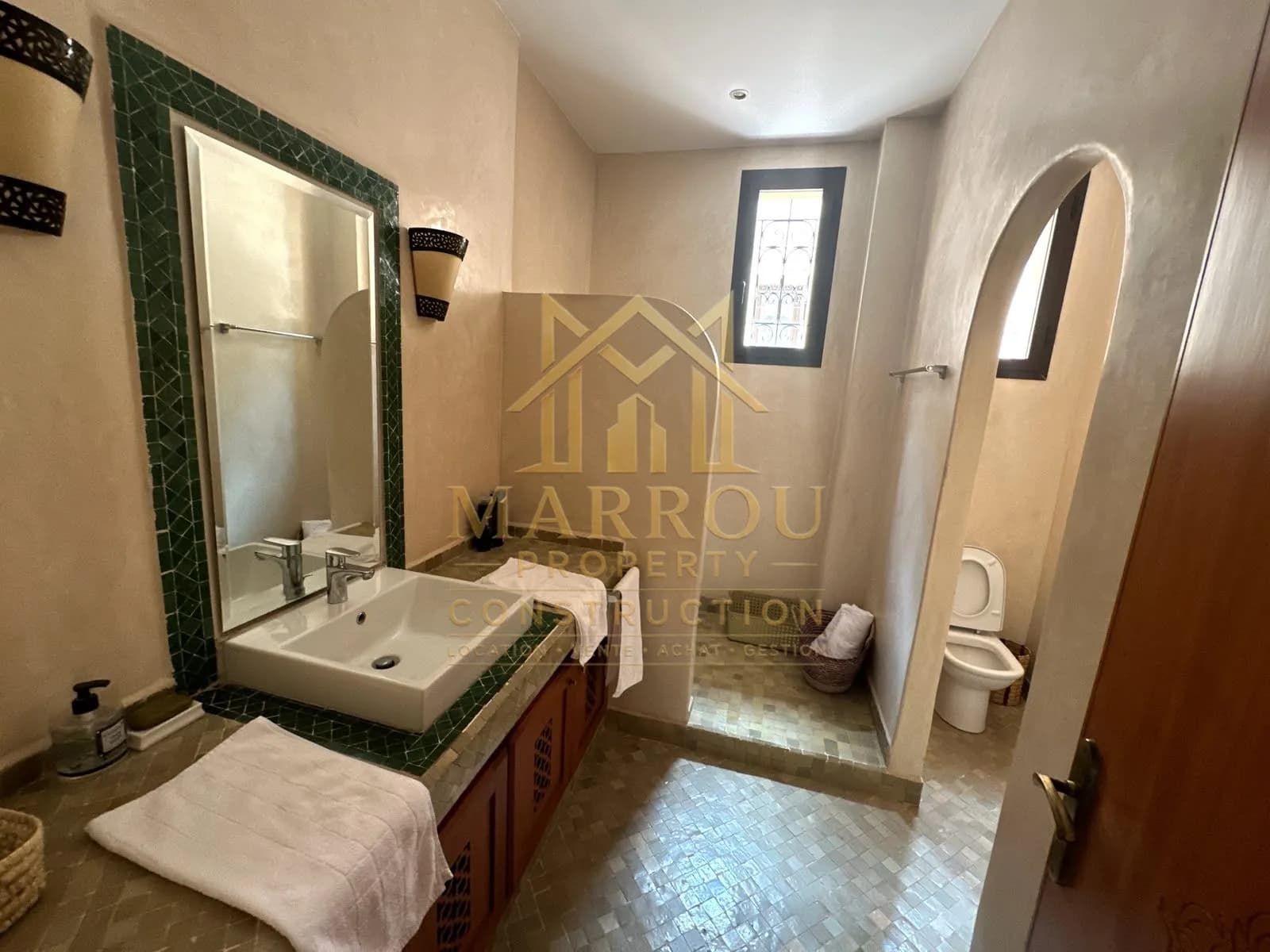À VENDRE – Magnifique Riad sur la Route de Fès | Marrakech — thumbnail 6